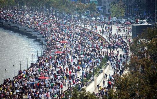 上海：特大城市人口控制陷入“两难”